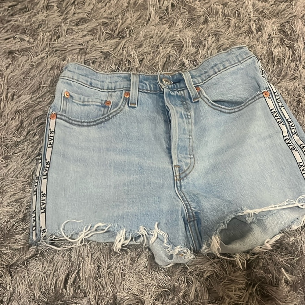Levi’s denim shorts